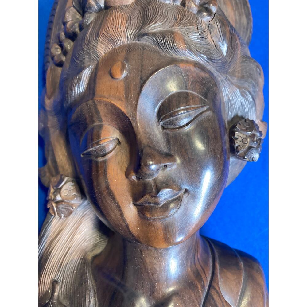 Hand Carved Wood Bust Balinese Style Of Young Women - Floral Stripped Ebony Look - Picture 4 of 8